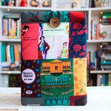 Cargar imagen en el visor de la galería, FUNDA ORGULLO Y PREJUICIO - TAMAÑO E-READER