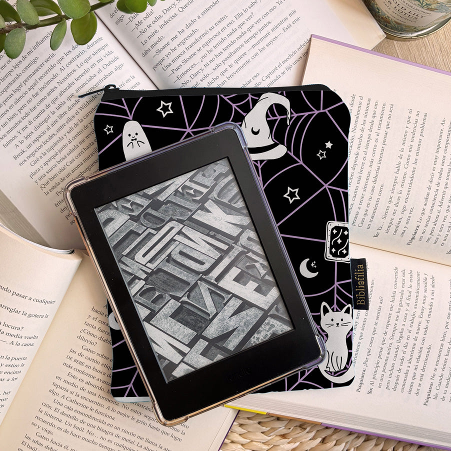 WITCH - FUNDA E-READER CON CIERRE