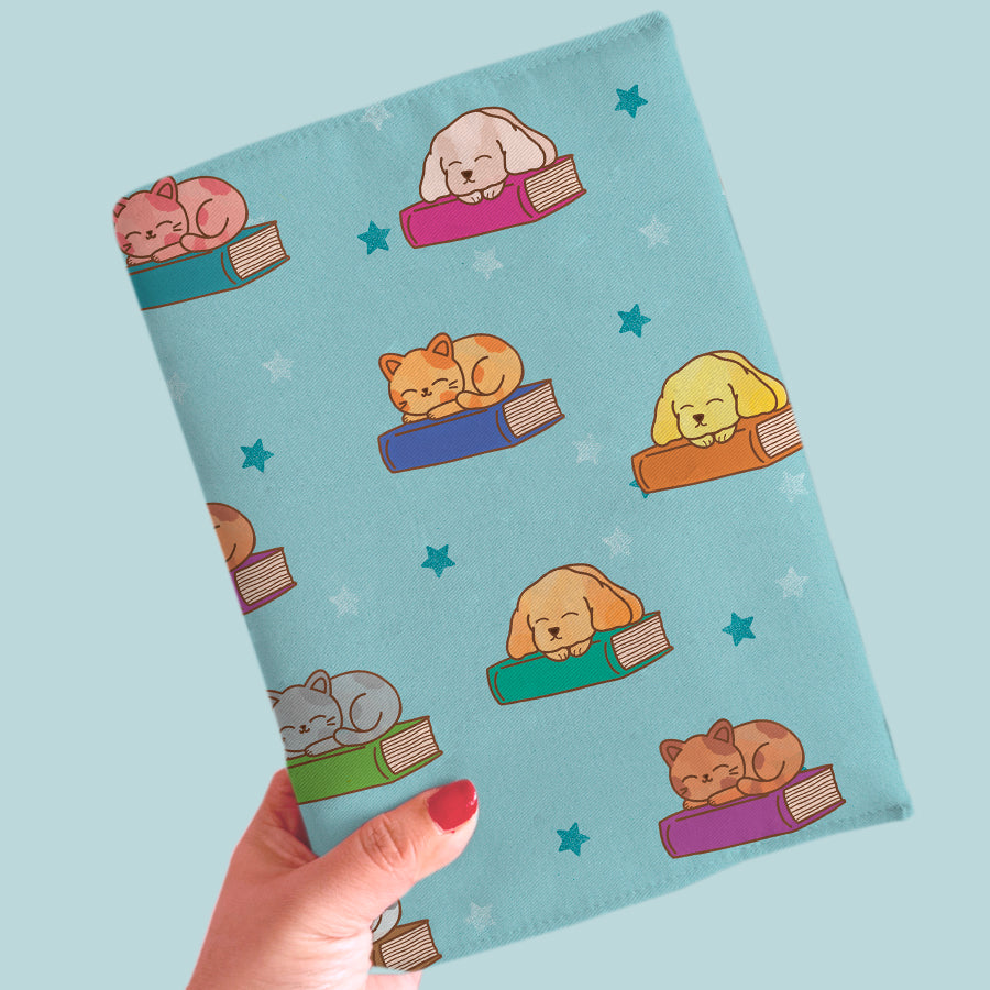 PETS AND BOOKS - BOOK COVER