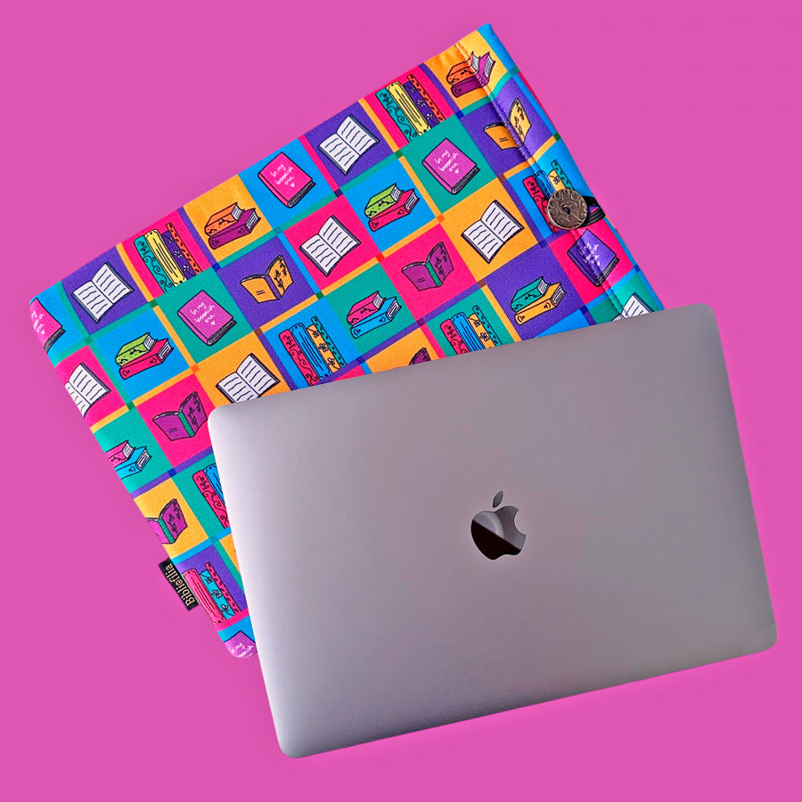 FUNDA XL - BOOK LOVER