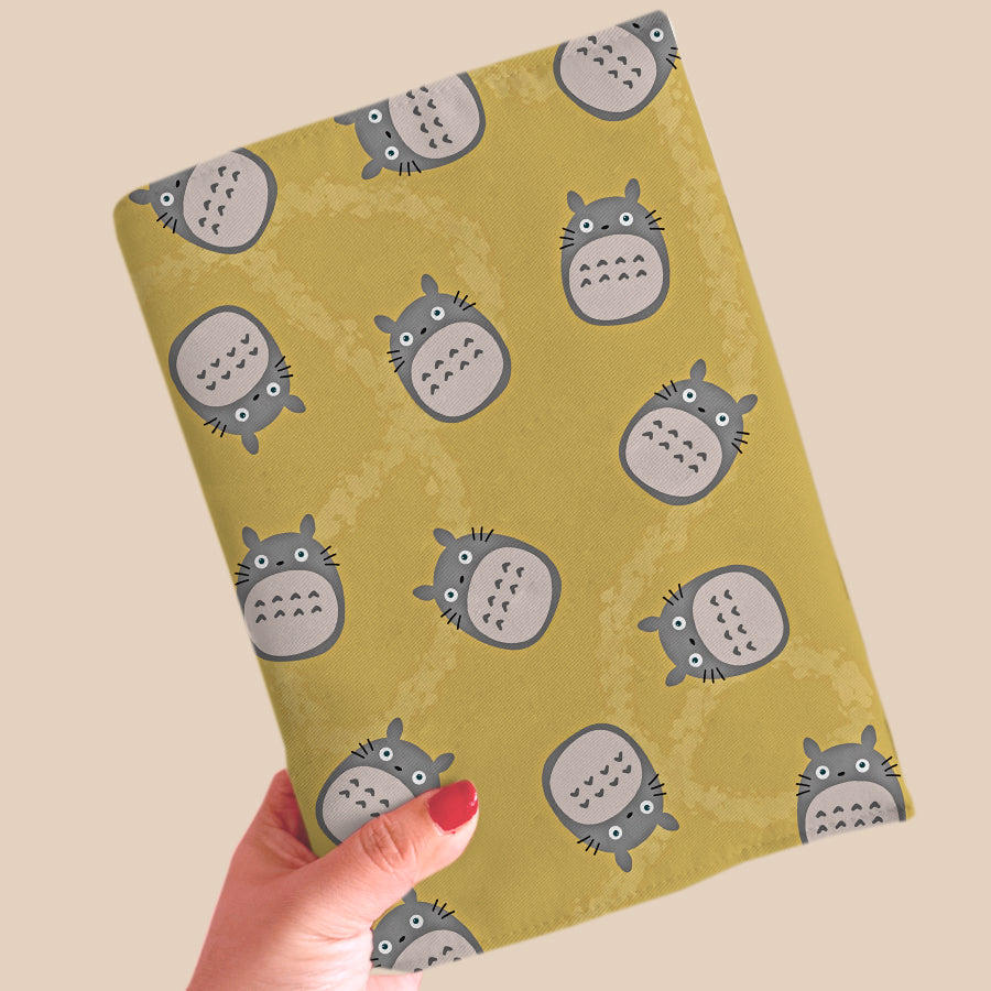 TOTORO - BOOK COVER