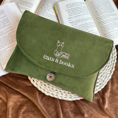CATS AND BOOKS - FUNDA BORDADA TIPO SOBRE